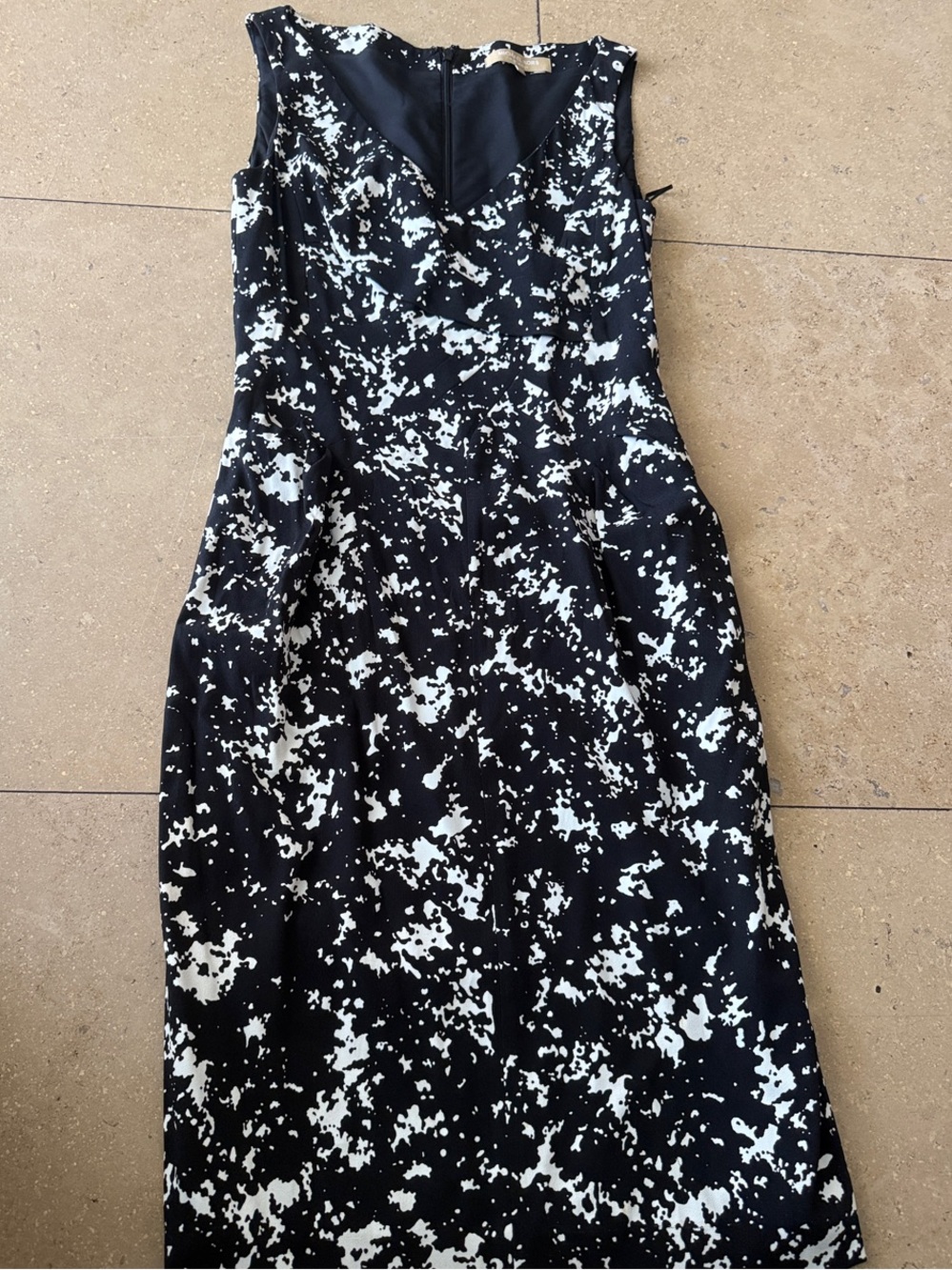 Michael Kors Collection Black and White Abstract V-Neck Midi Dress